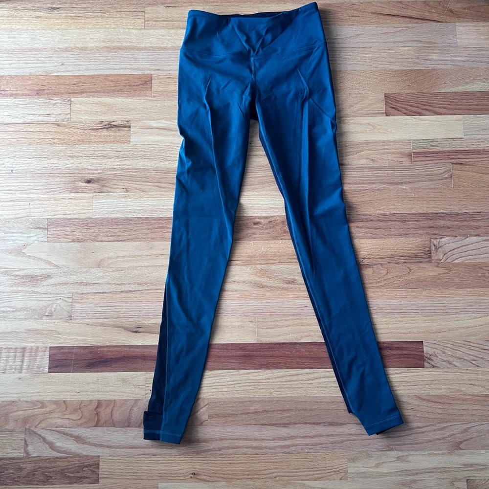 Victoria Secret sports leggings. Size XS long